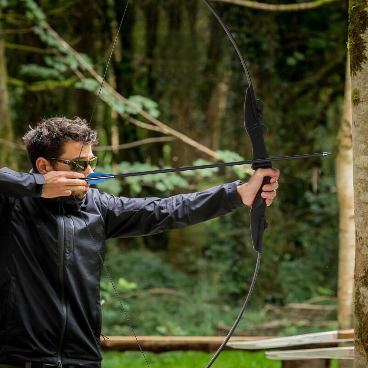 Recurve Bow and Arrow Set，Detachable Archery Adult Bow Left and Right Hands 40lbs /20lbs Suitable Adults/Youth/Beginners Outdoor Practicing