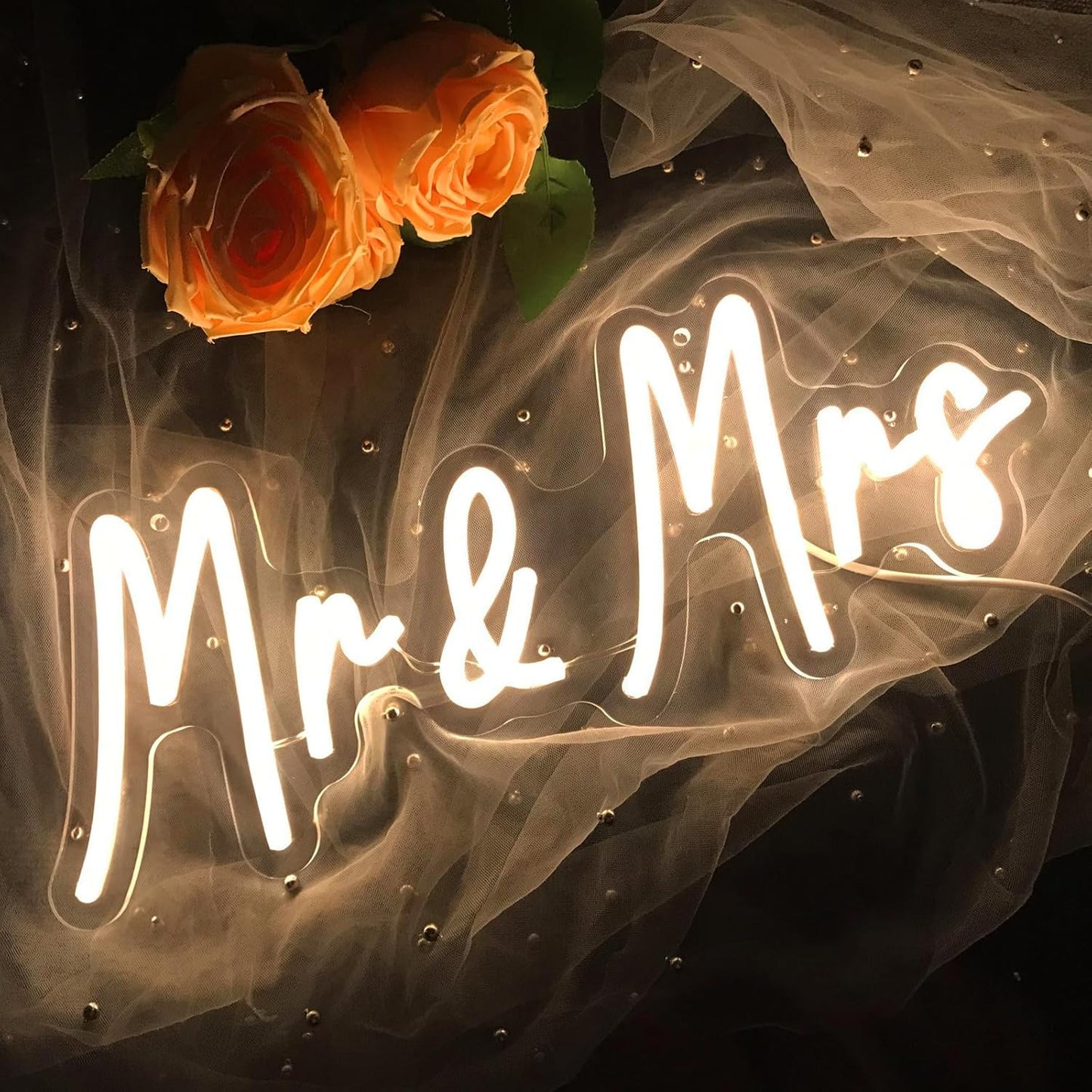Mr&Mrs LED Neon Sign Wedding & Reception Decor Illuminating Wall Art New Couples Gift Cool LED Sign with 5V Power Supply