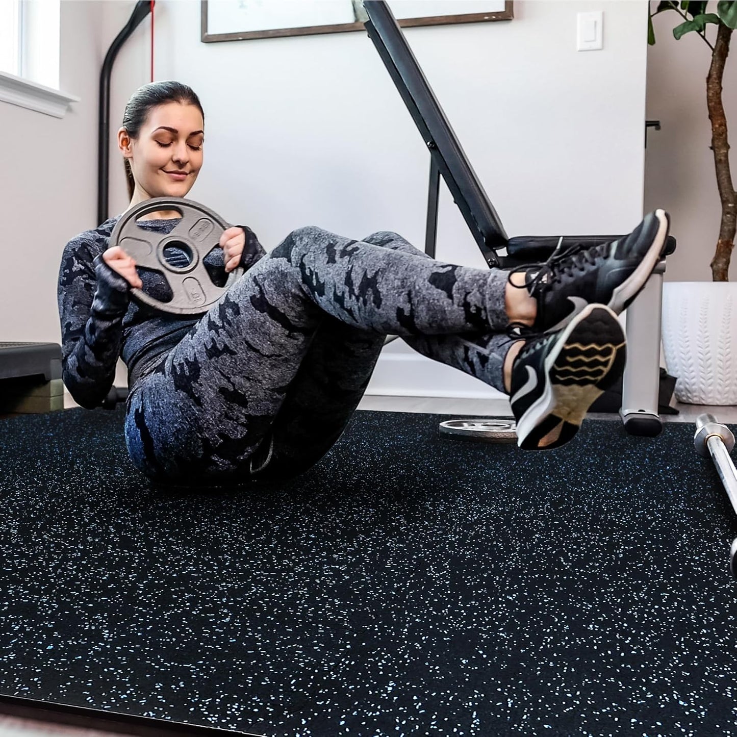 SUPERJARE 0.4 Inch Flooring for Home Gym, 24 Tiles Floor Mat With Heavy Duty Rubber Top, Interlocking Mats, 24" x 24" Workout Exercise Equipment (96 sqft), Black/Blue