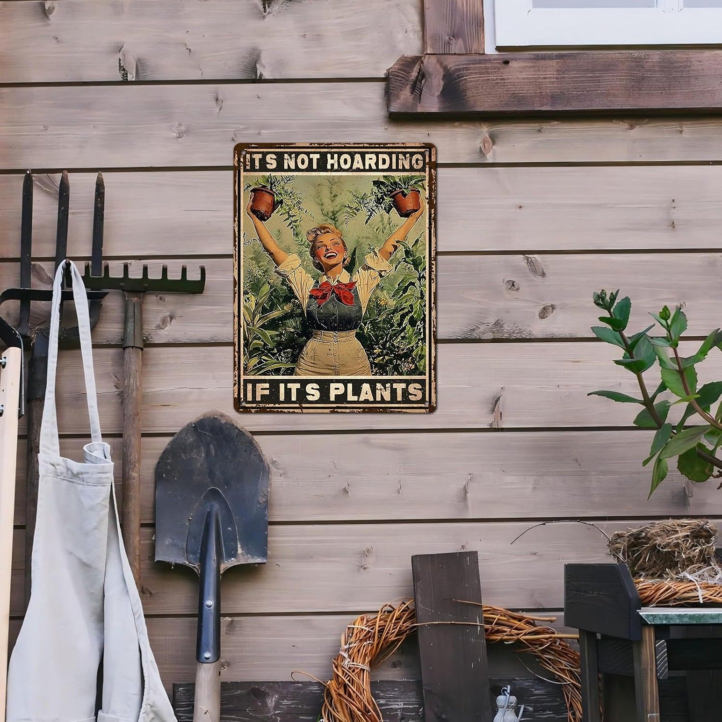 Retro Garden Metal Sign It's Not Hoarding If It's Plants Vintage Gardening Decor Metal Plaque for Parlor Yard Oasis Backyard Patio Greenhouse Decoration 12 * 16inch